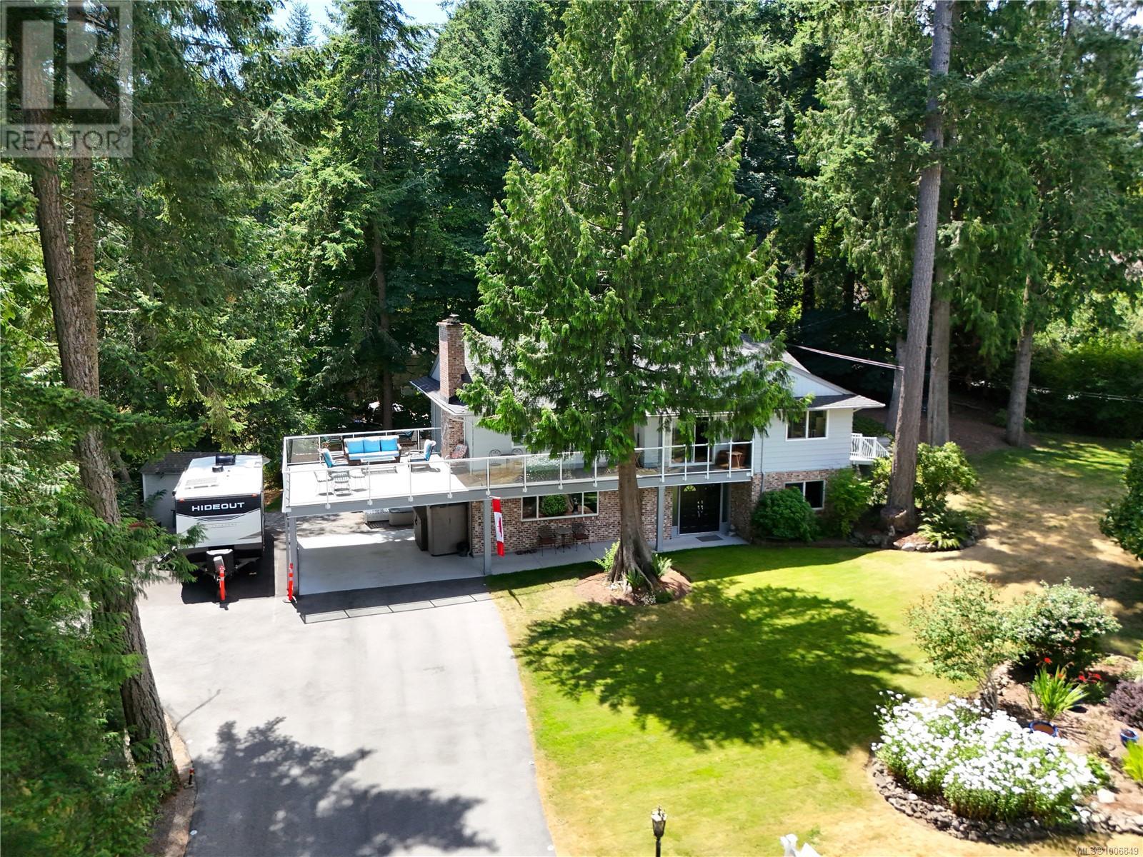 Photo 31 of 2040 Salem Terr, North Saanich BC