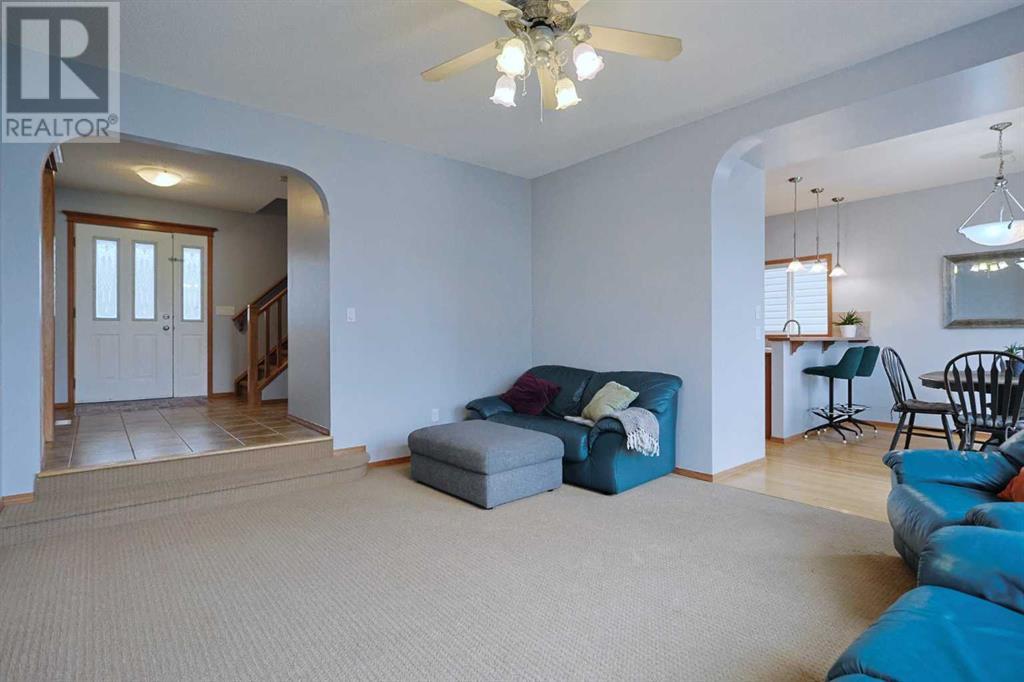 Single Family House for Sale in  Tuscany Ridge Heights NW Tuscany Calgary 
