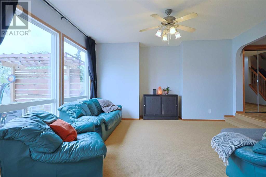 Single Family House for Sale in  Tuscany Ridge Heights NW Tuscany Calgary 