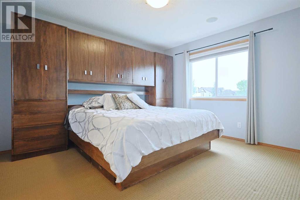 Single Family House for Sale in  Tuscany Ridge Heights NW Tuscany Calgary 