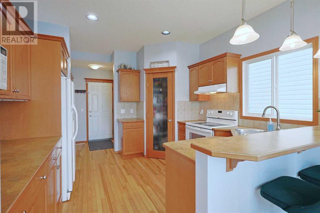 Single Family House for Sale in  Tuscany Ridge Heights NW Tuscany Calgary 
