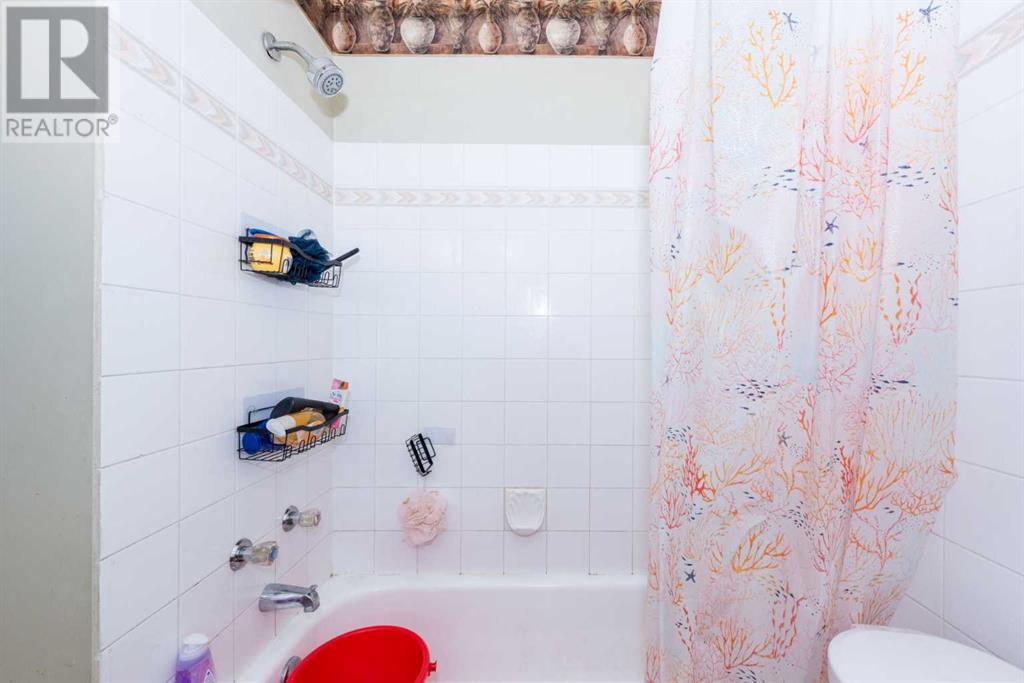 Single Family House Bi-level for Sale in  Martinglen Way NE Martindale Calgary 