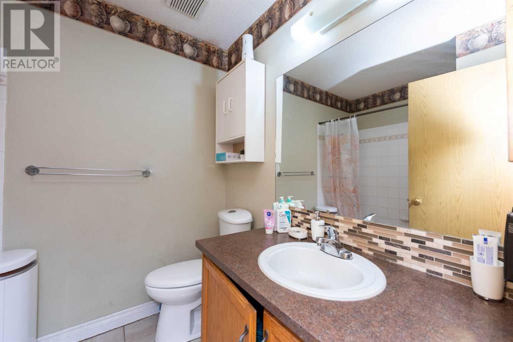 Single Family House Bi-level for Sale in  Martinglen Way NE Martindale Calgary 