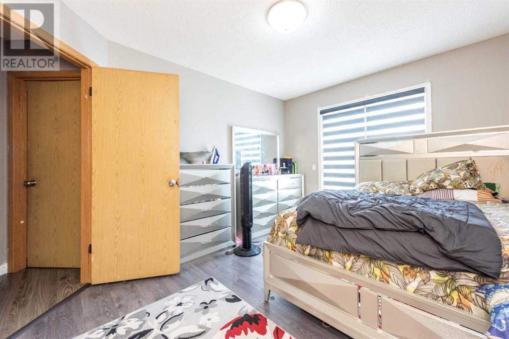 Single Family House Bi-level for Sale in  Martinglen Way NE Martindale Calgary 