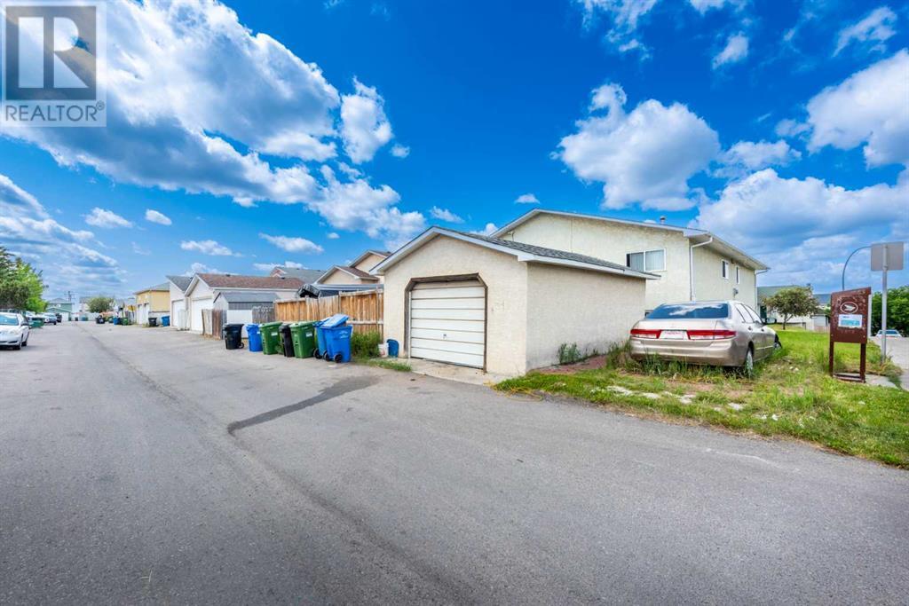 Single Family House Bi-level for Sale in  Martinglen Way NE Martindale Calgary 