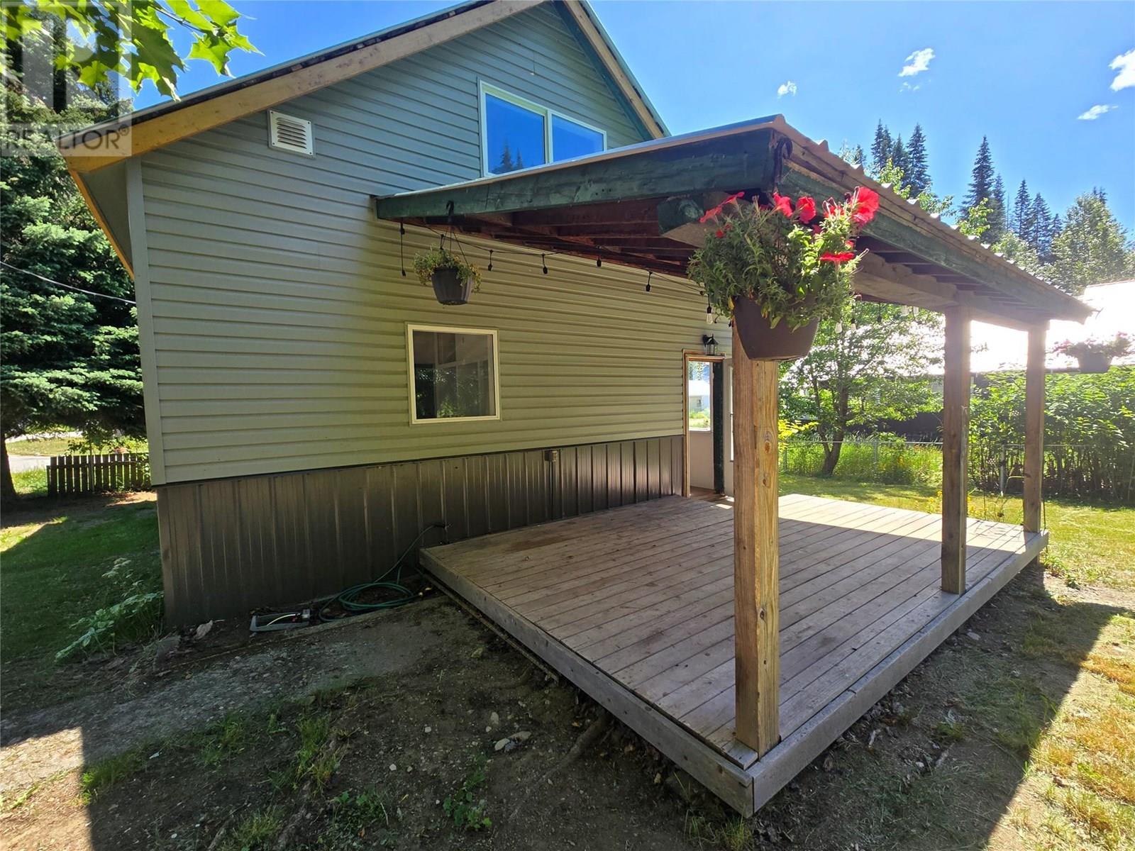 Photo 24 of 303 Fir Street, Ymir BC