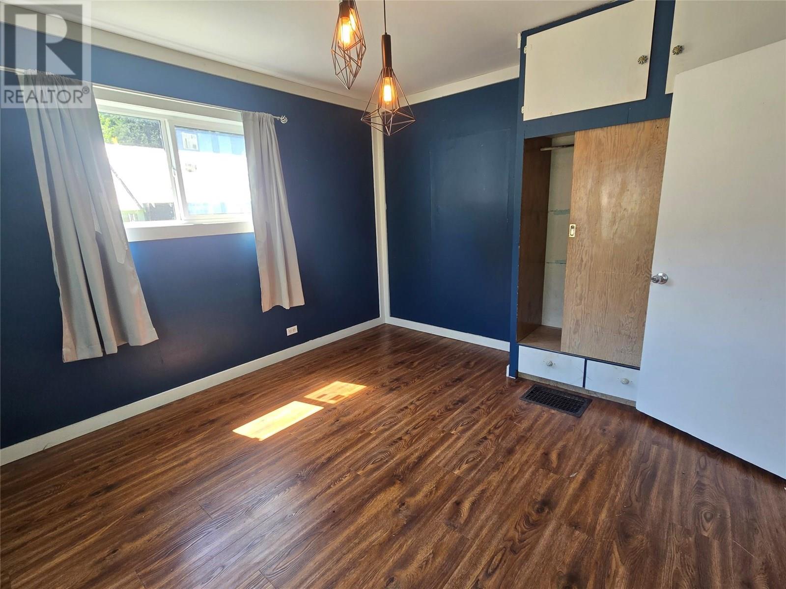 Photo 26 of 303 Fir Street, Ymir BC