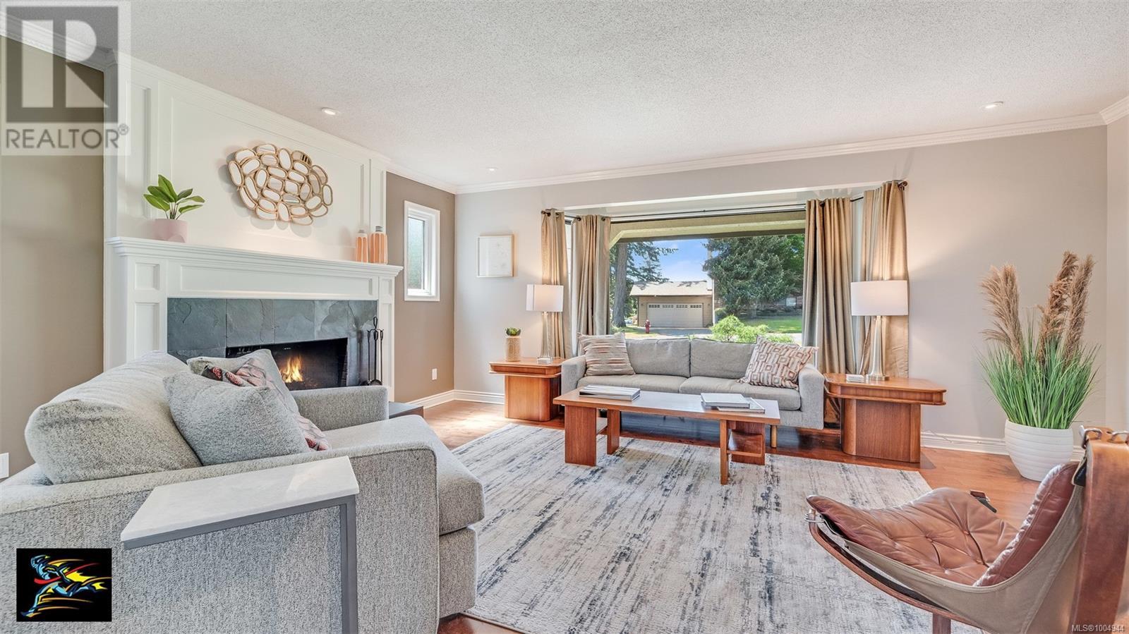 Single Family House Westcoast for Sale in  Strom Ness Pl Saanich 