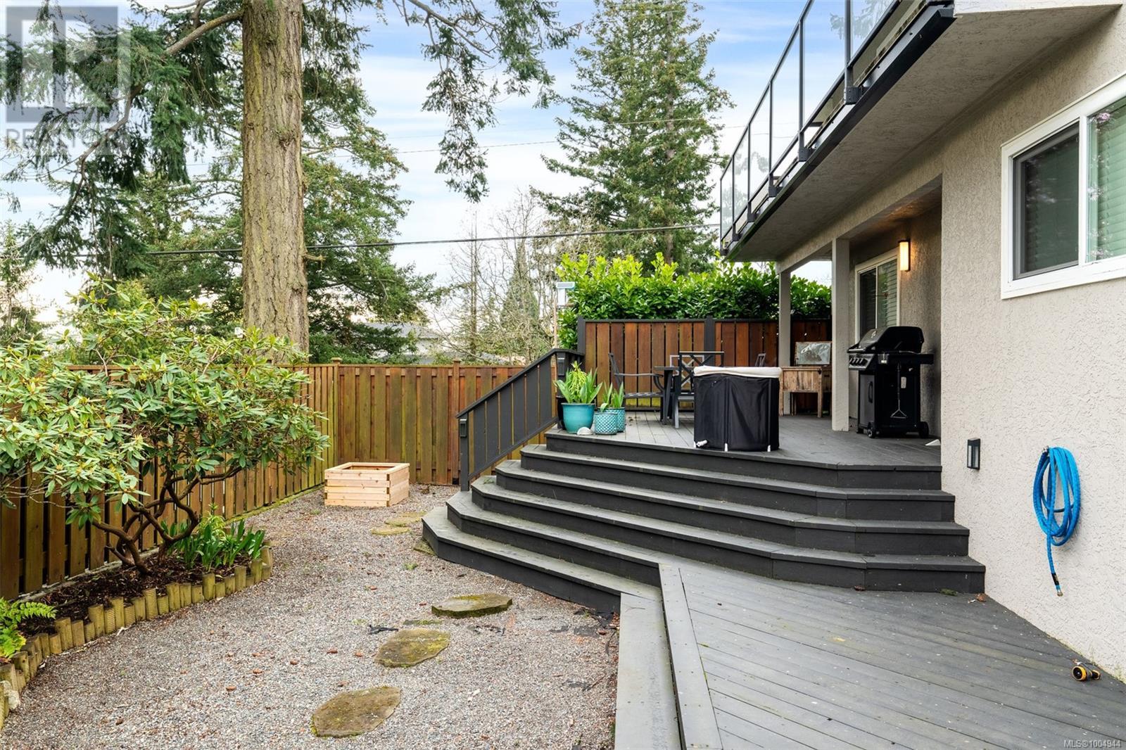 Single Family House Westcoast for Sale in  Strom Ness Pl Saanich 
