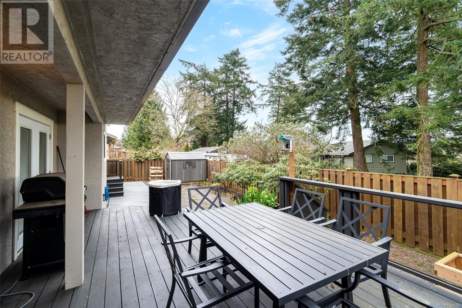 Single Family House Westcoast for Sale in  Strom Ness Pl Saanich 