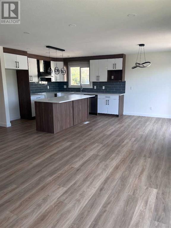 Single Family House Bi-level for Sale in  Whitworth Way NE Whitehorn Calgary 