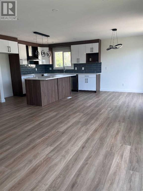 Single Family House Bi-level for Sale in  Whitworth Way NE Whitehorn Calgary 
