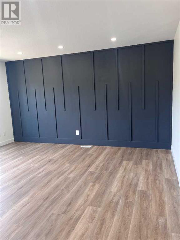 Single Family House Bi-level for Sale in  Whitworth Way NE Whitehorn Calgary 
