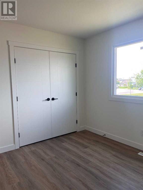 Single Family House Bi-level for Sale in  Whitworth Way NE Whitehorn Calgary 
