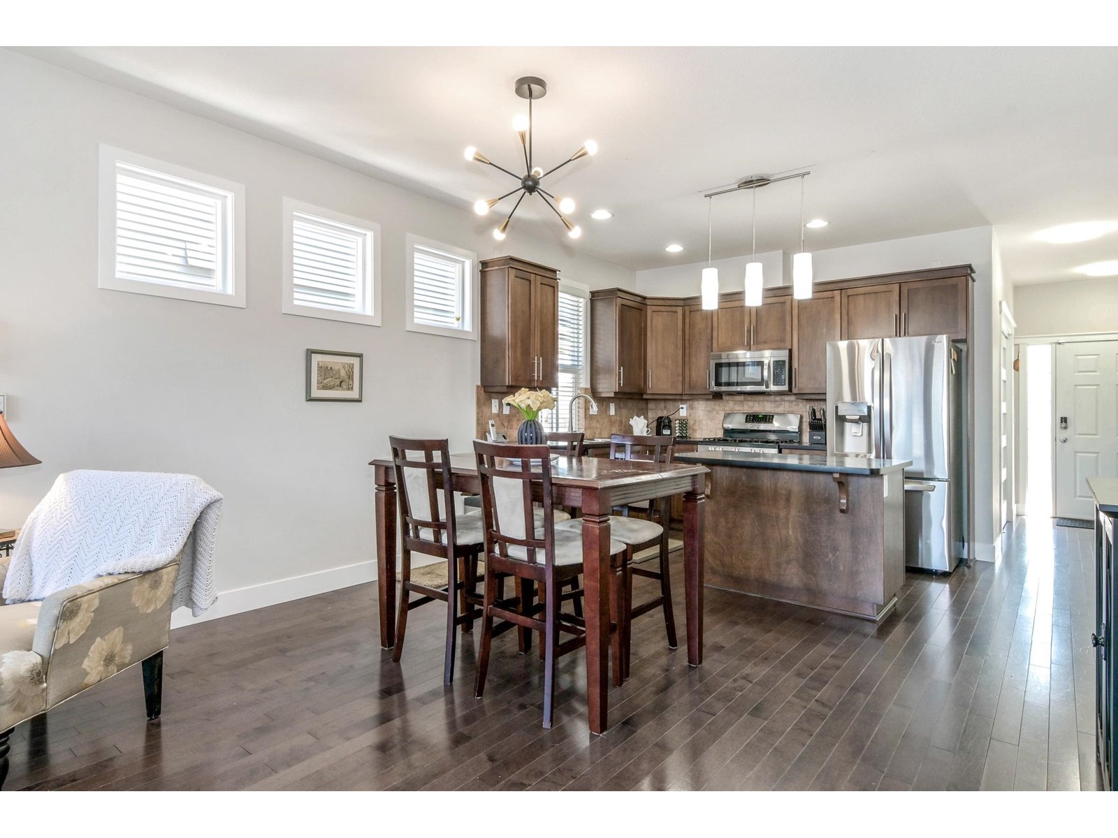 Photo 6 of 16587 60 Avenue, Surrey BC