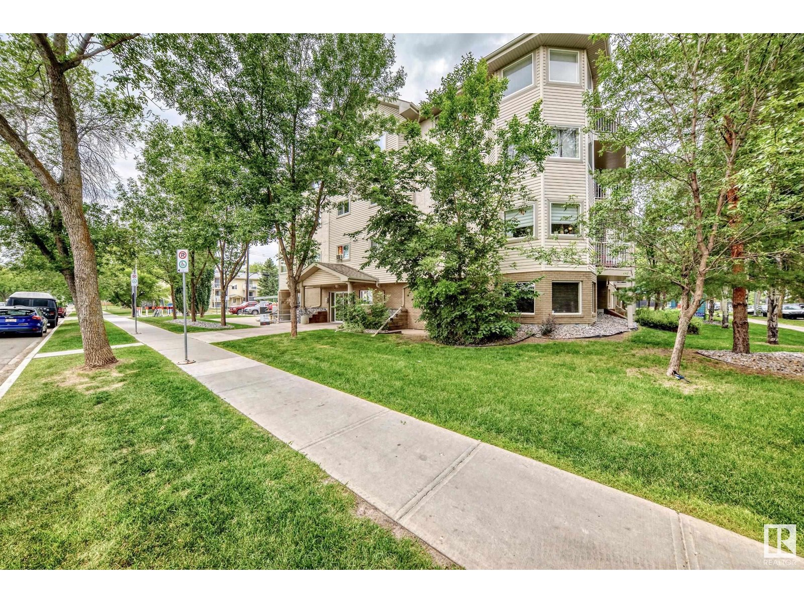 Photo 37 of 101 11408 108 Av Nw, Edmonton AB