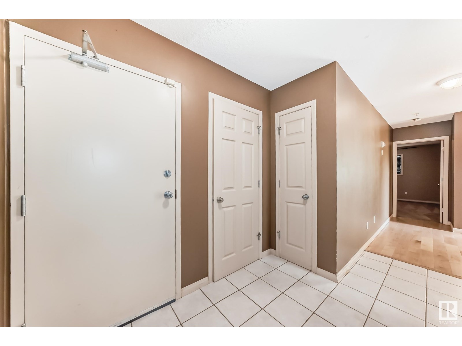 Photo 6 of 101 11408 108 Av Nw, Edmonton AB