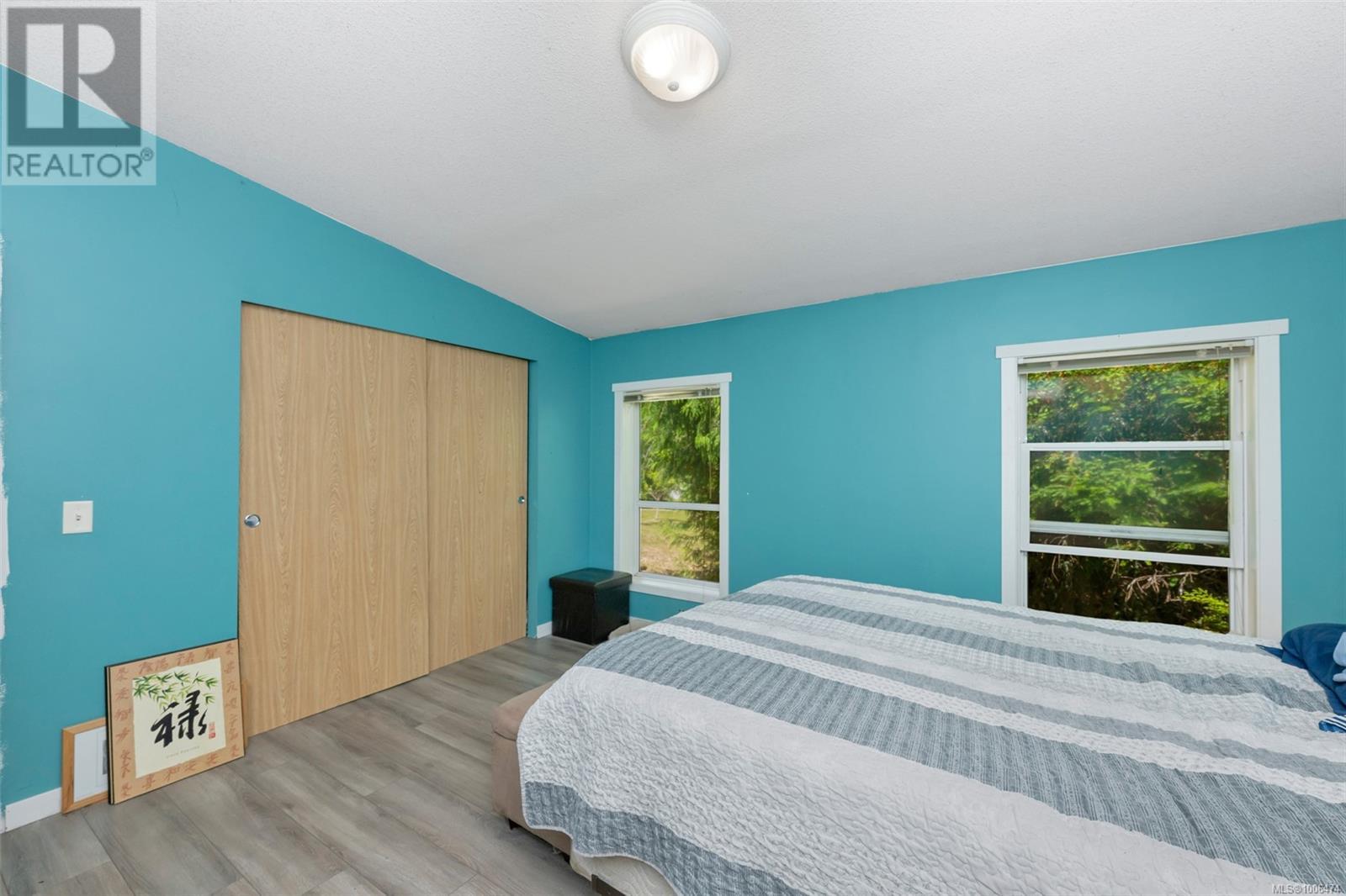 Photo 17 of 1212 Fairfield Rd, Cobble Hill BC