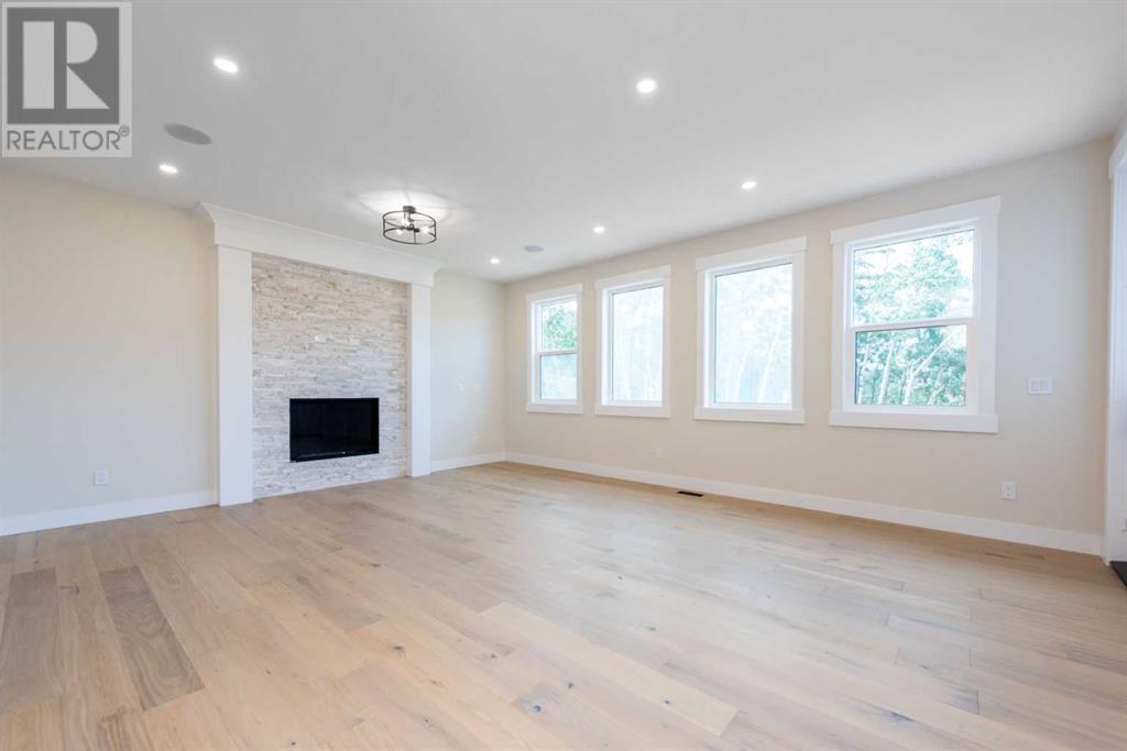 Single Family House for Sale in  Spring Creek Circle SW Springbank Hill Calgary 