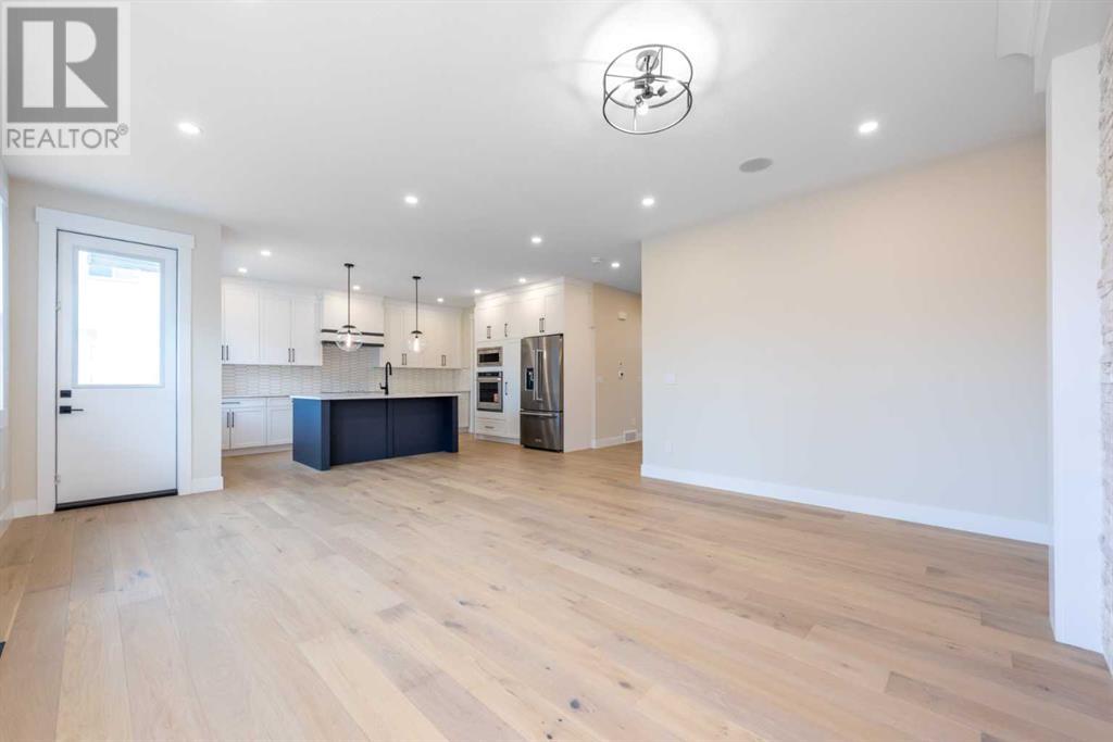 Single Family House for Sale in  Spring Creek Circle SW Springbank Hill Calgary 