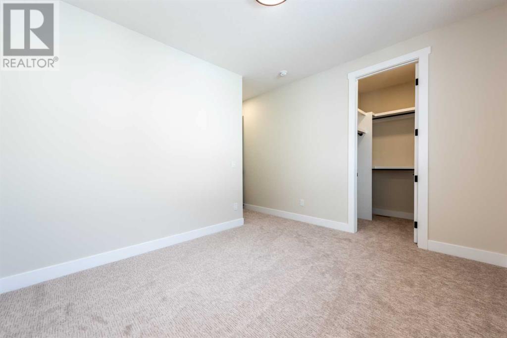 Single Family House for Sale in  Spring Creek Circle SW Springbank Hill Calgary 
