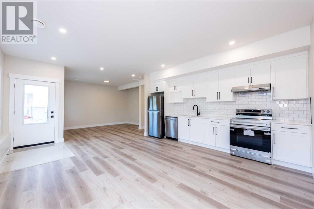 Single Family House for Sale in  Spring Creek Circle SW Springbank Hill Calgary 