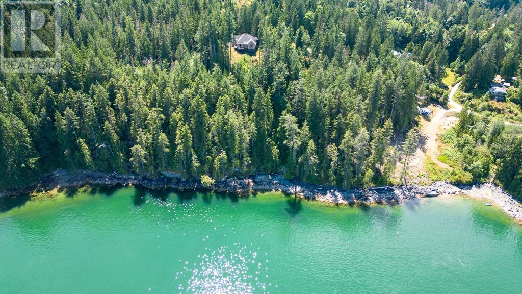 5500 JERVIS INLET ROAD, Egmont
