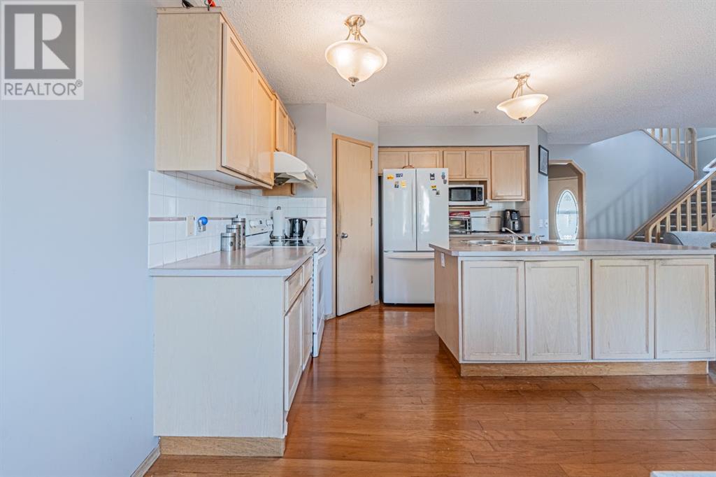 Single Family House for Sale in  Mt Cornwall Circle SE McKenzie Lake Calgary 