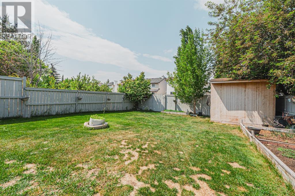 Single Family House for Sale in  Mt Cornwall Circle SE McKenzie Lake Calgary 