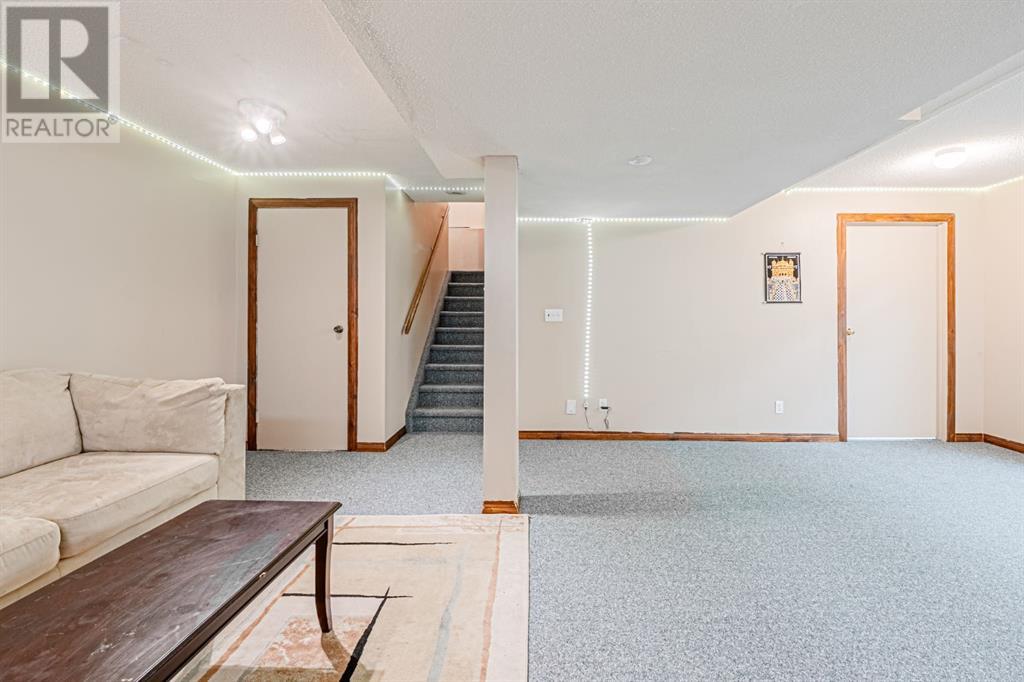 Single Family House for Sale in  Mt Cornwall Circle SE McKenzie Lake Calgary 