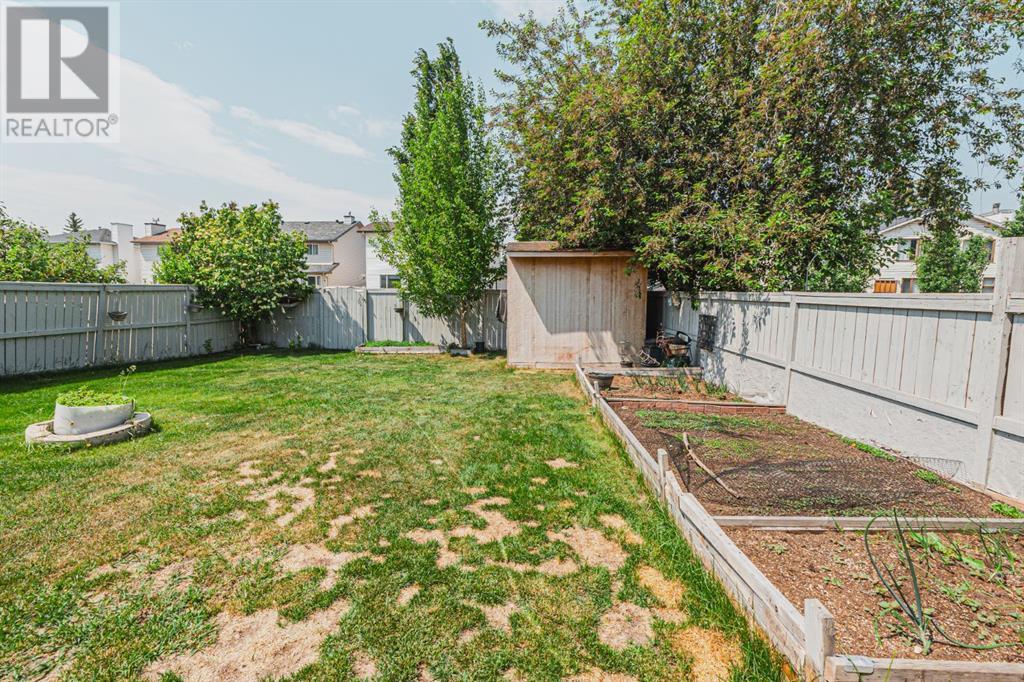 Single Family House for Sale in  Mt Cornwall Circle SE McKenzie Lake Calgary 