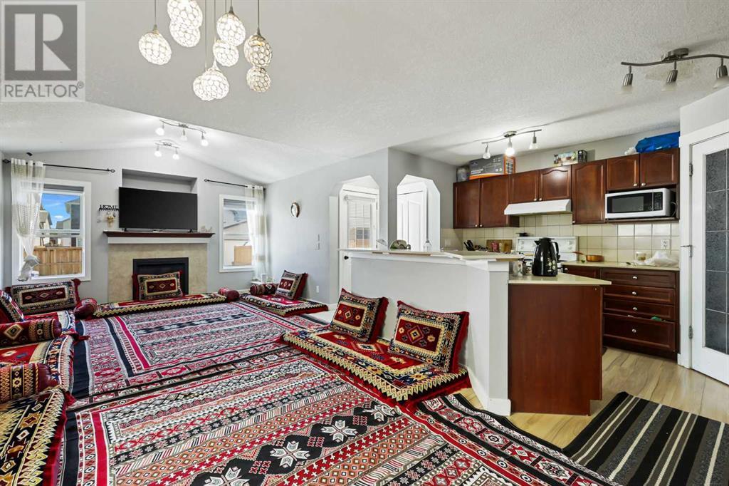 Single Family House for Sale in  Saddlebrook Drive NE Saddle Ridge Calgary 
