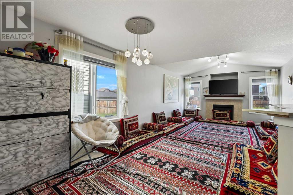 Single Family House for Sale in  Saddlebrook Drive NE Saddle Ridge Calgary 