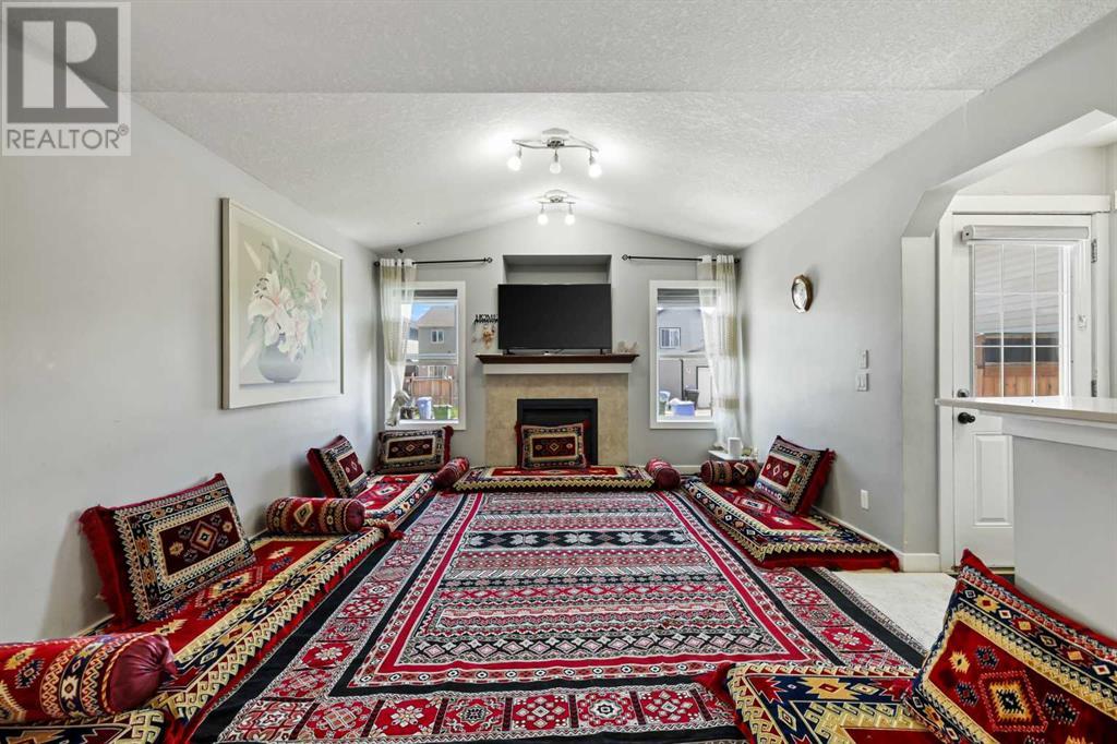 Single Family House for Sale in  Saddlebrook Drive NE Saddle Ridge Calgary 