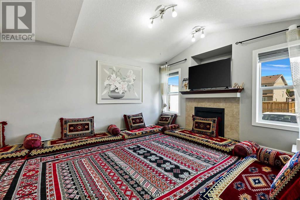 Single Family House for Sale in  Saddlebrook Drive NE Saddle Ridge Calgary 