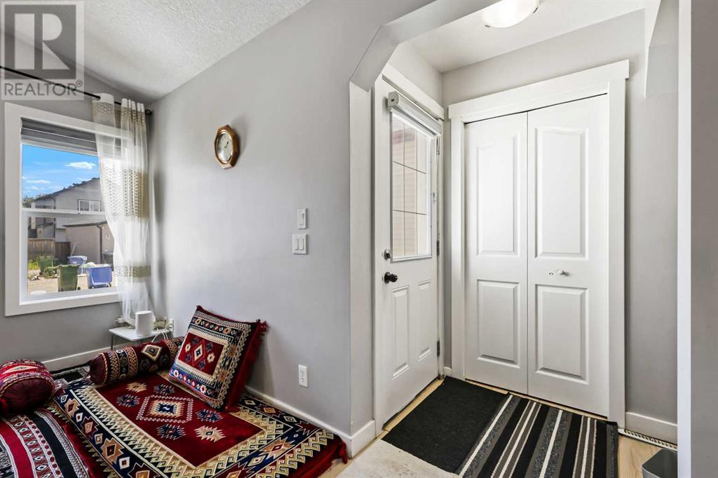 Single Family House for Sale in  Saddlebrook Drive NE Saddle Ridge Calgary 