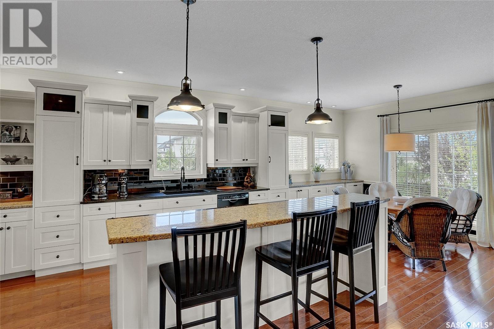 Photo 9 of 8029 Wascana Gardens Crescent, Regina SK