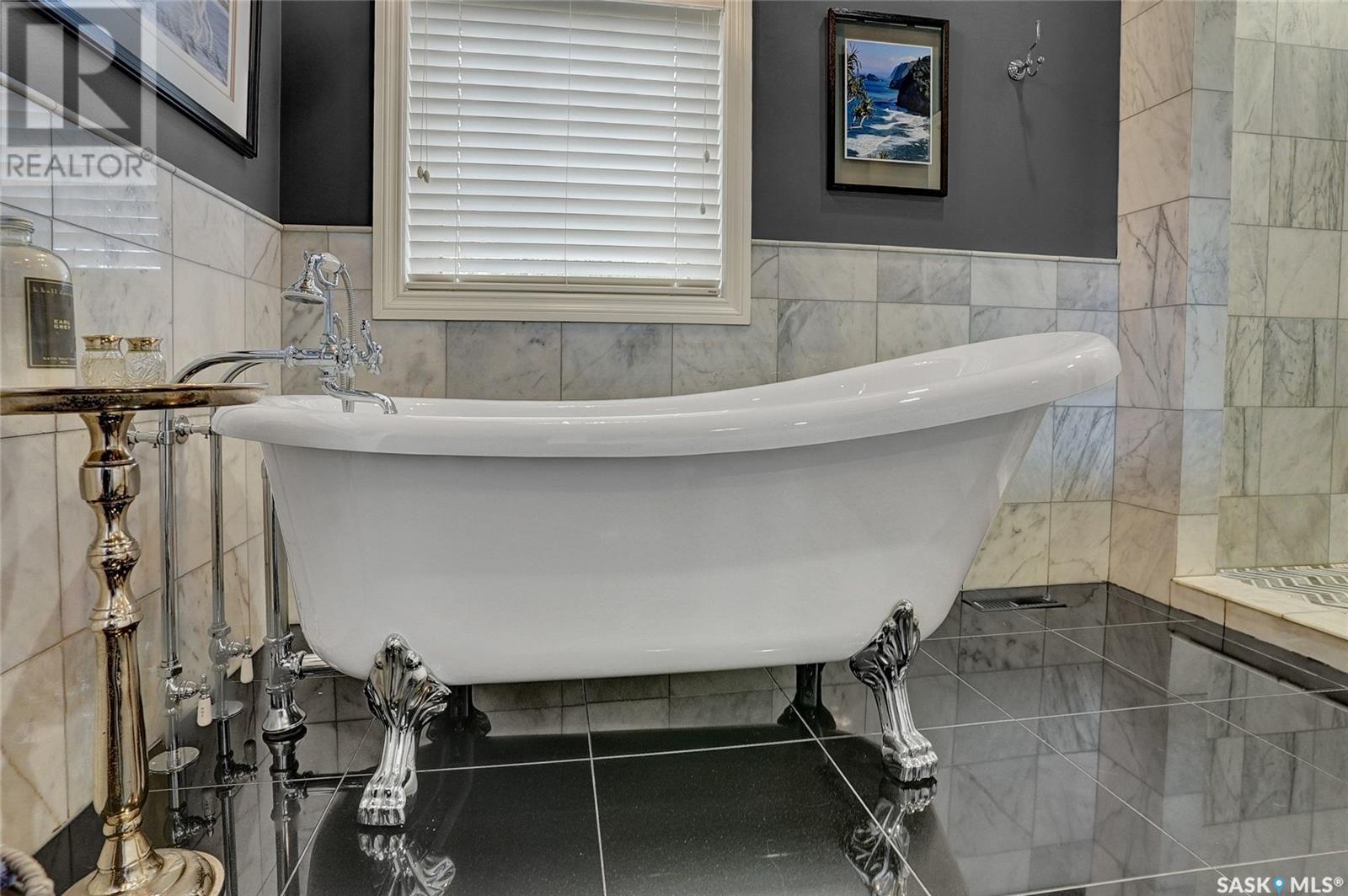 Photo 19 of 8029 Wascana Gardens Crescent, Regina SK