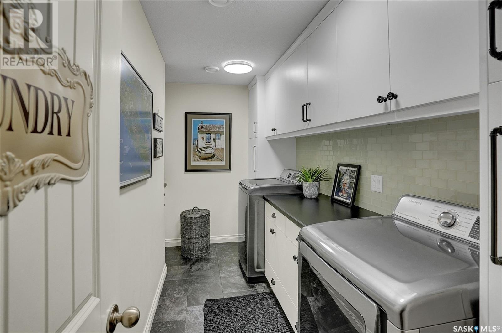 Photo 37 of 8029 Wascana Gardens Crescent, Regina SK