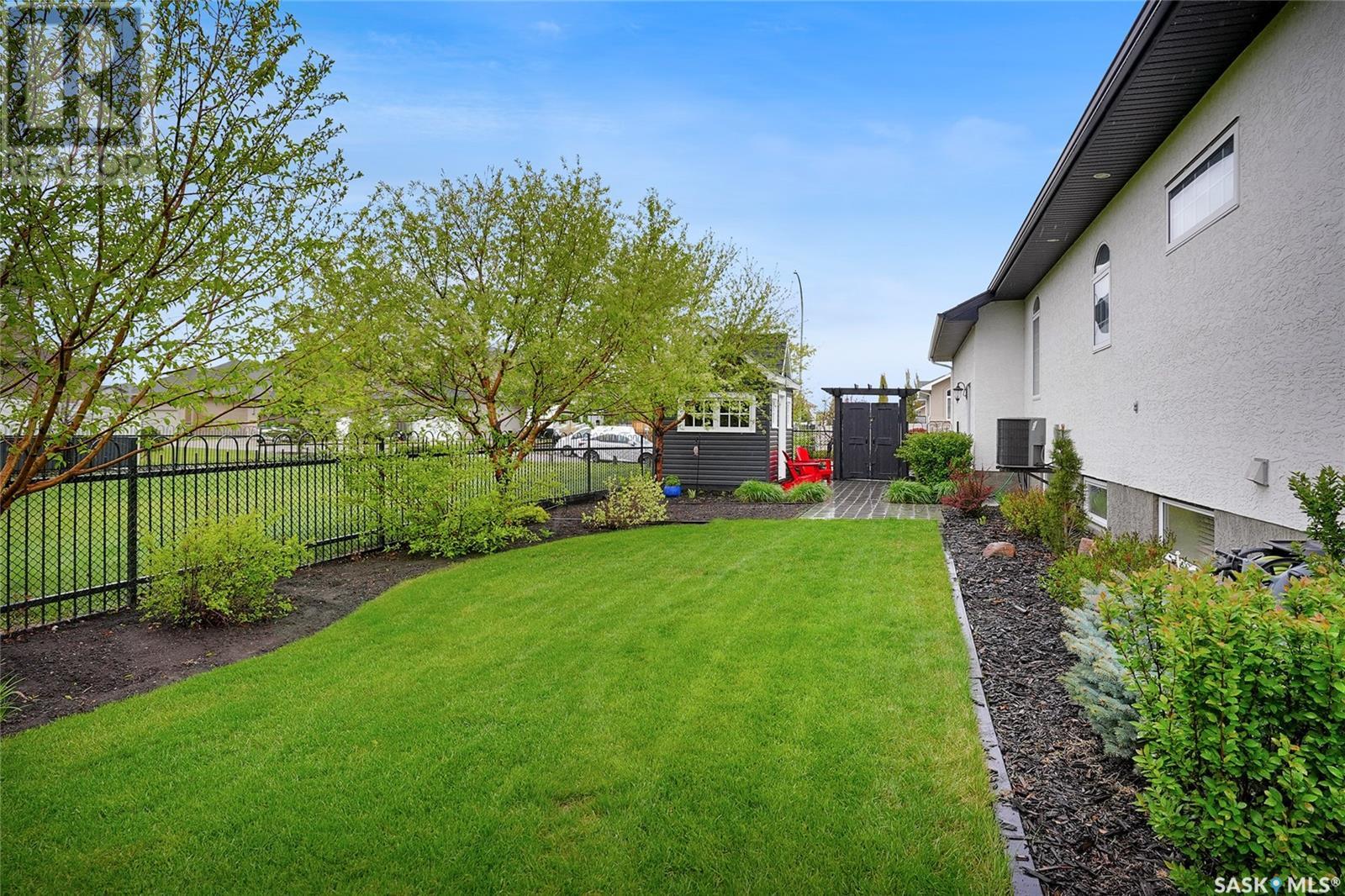 Photo 46 of 8029 Wascana Gardens Crescent, Regina SK