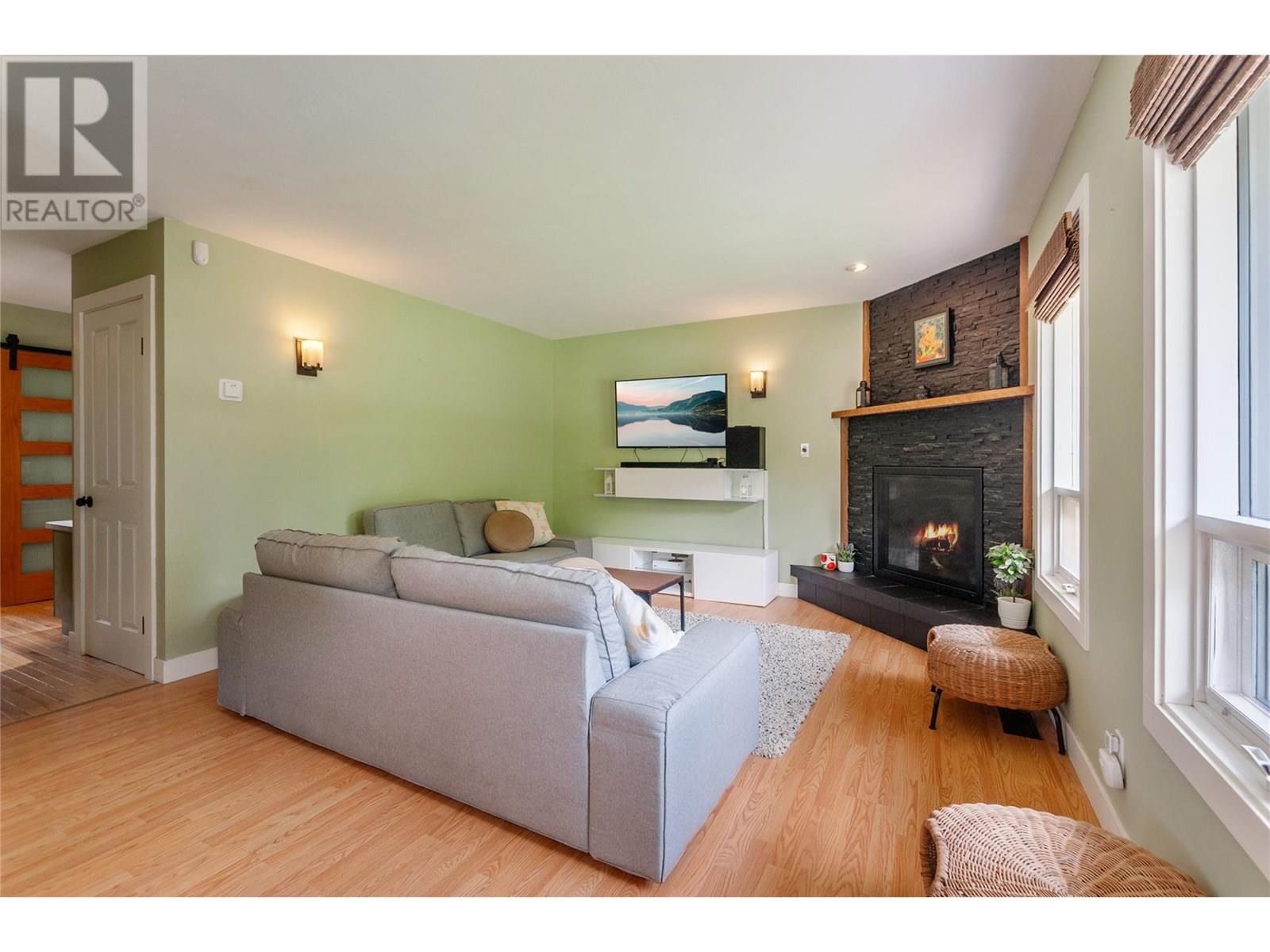 5036 14th Avenue, Okanagan Falls