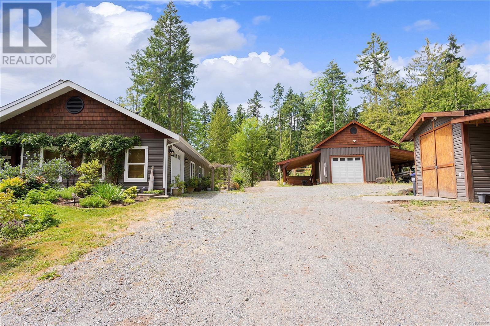 Photo 4 of 2175 Waring Rd, Nanaimo BC