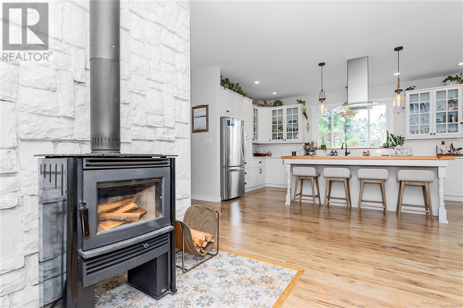 Photo 11 of 2175 Waring Rd, Nanaimo BC