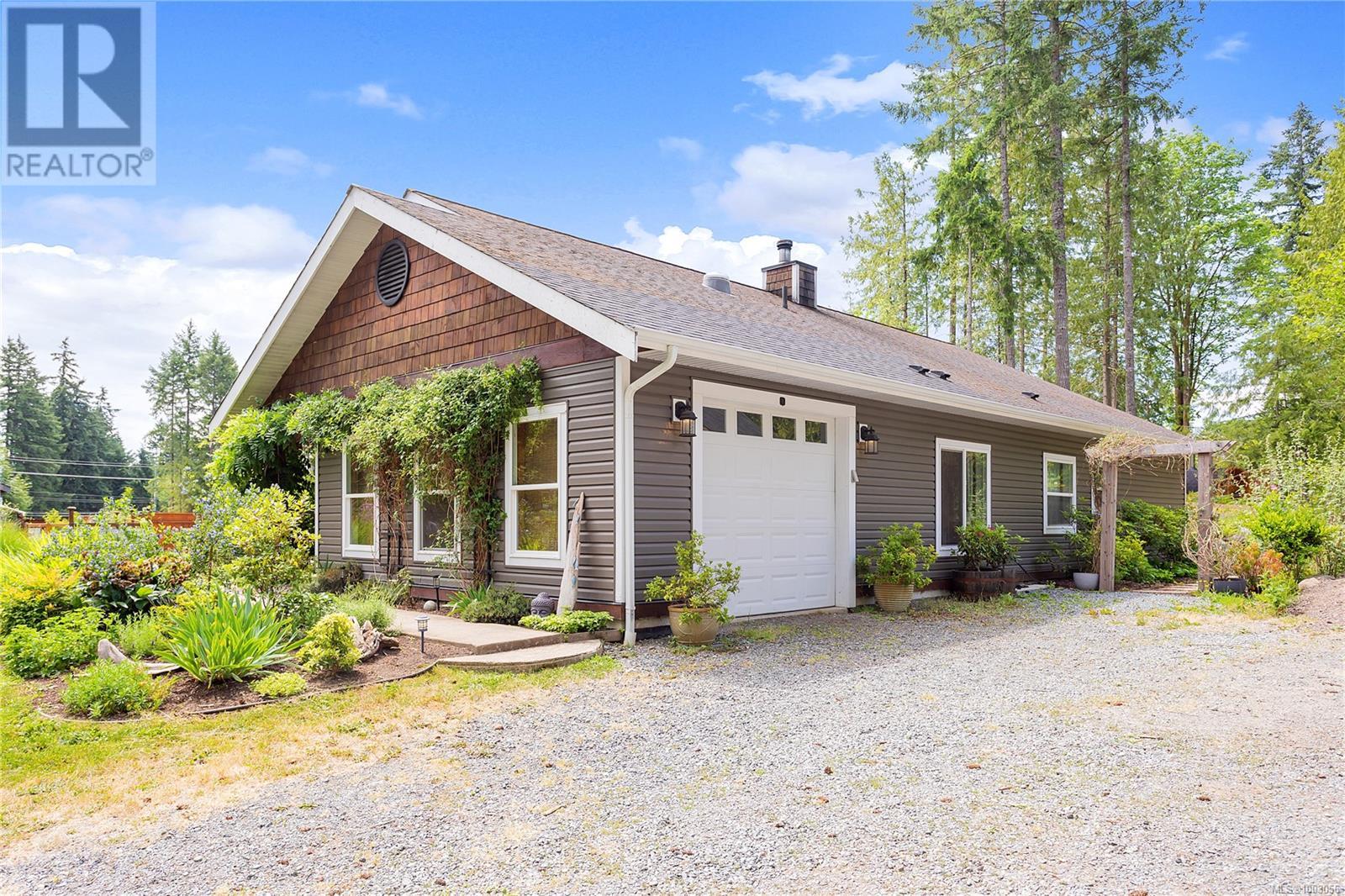 Photo 3 of 2175 Waring Rd, Nanaimo BC