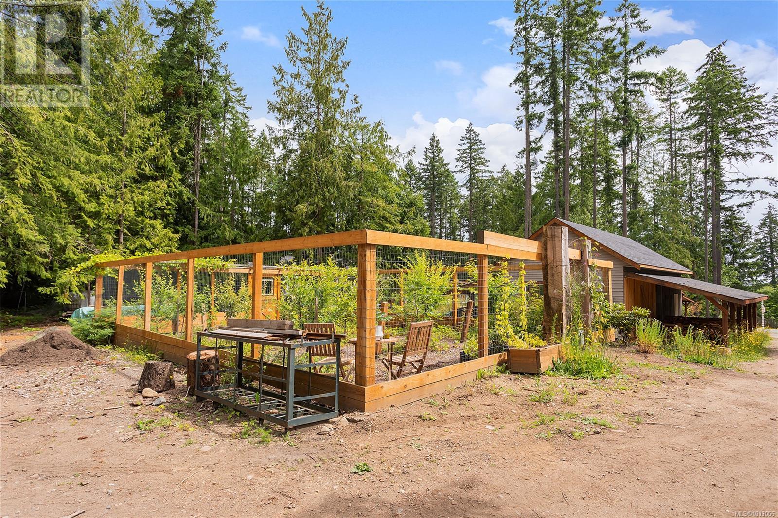 Photo 38 of 2175 Waring Rd, Nanaimo BC