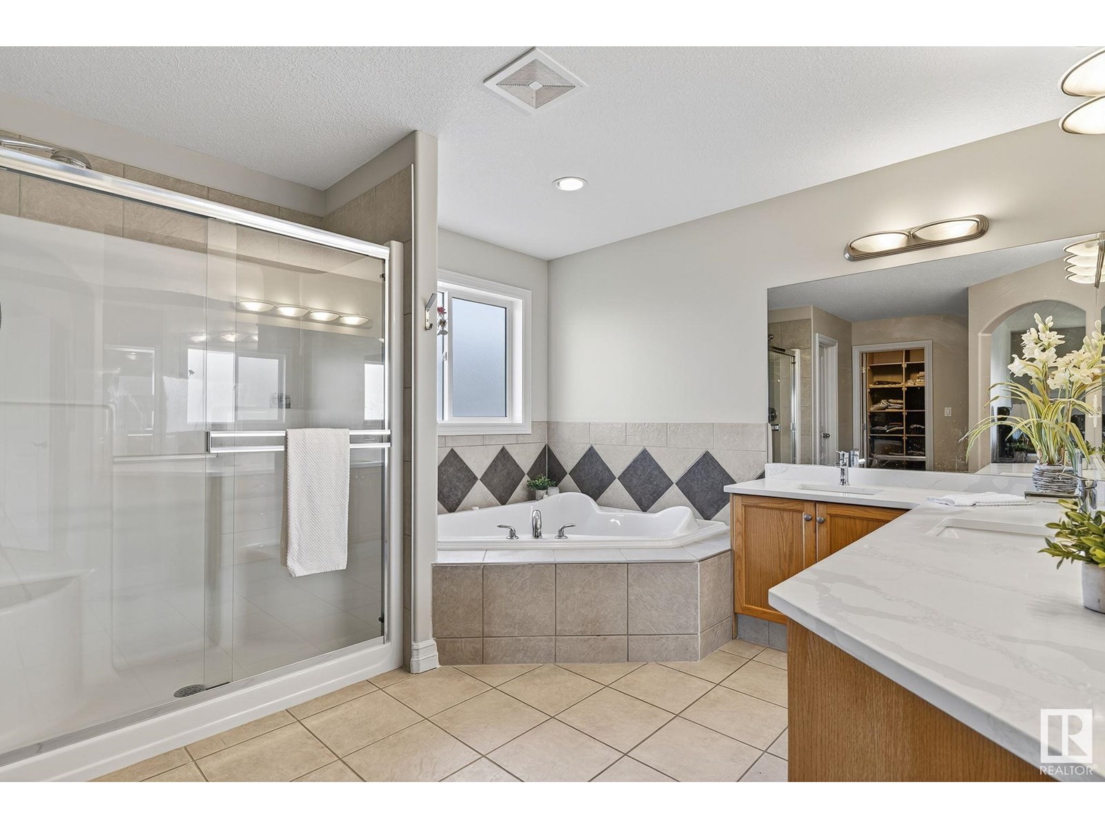 Photo 34 of 1524 Haswell Cl Nw, Edmonton AB