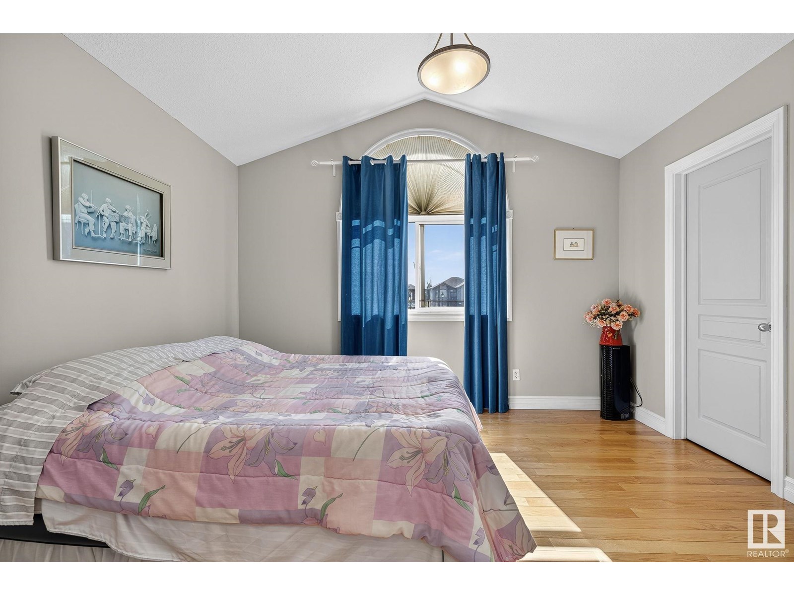 Photo 9 of 1524 Haswell Cl Nw, Edmonton AB