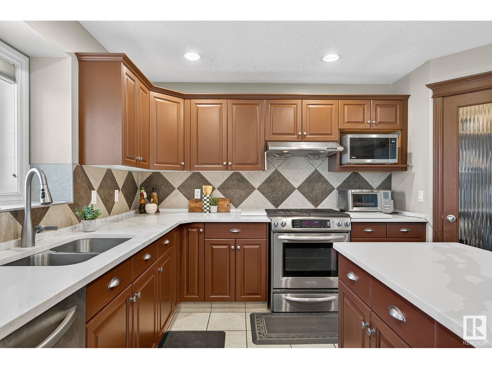 Photo 24 of 1524 Haswell Cl Nw, Edmonton AB