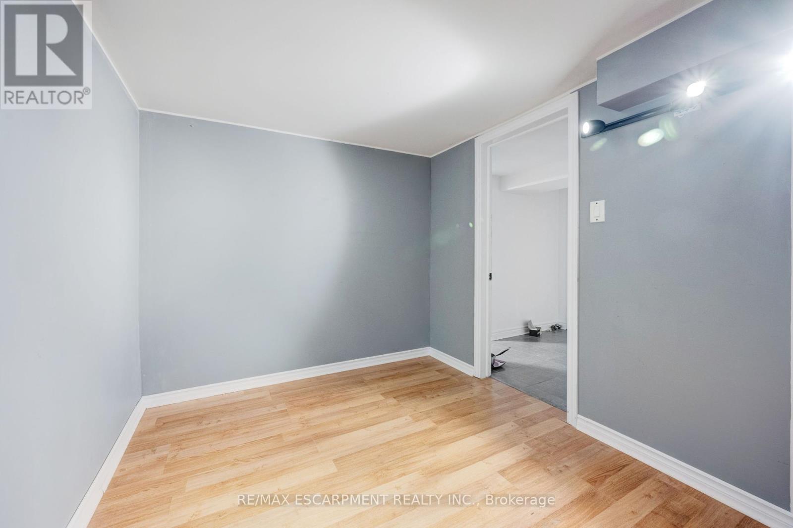 Photo 50 of 61 Clarence Street, Brampton ON