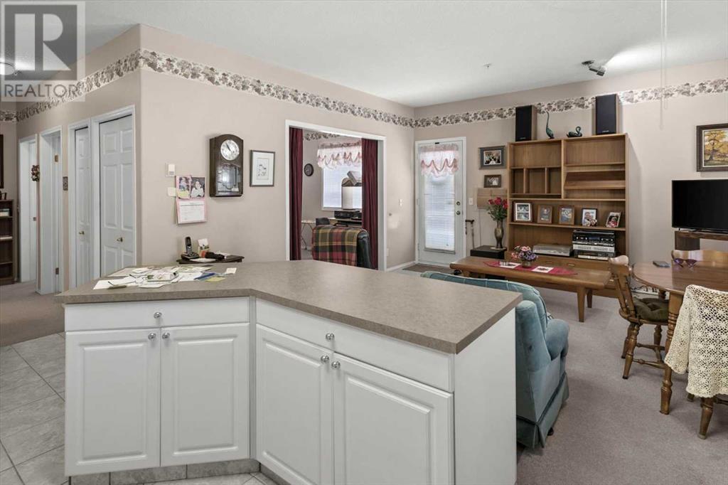 Single Family House for Sale in    Street SW Glenbrook Calgary 